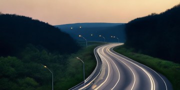 高速公路上究竟配什么歌？