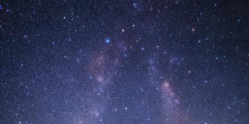 漫天星河为你闪烁究竟出自哪首歌？