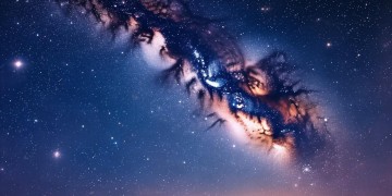 大理漫天的星空出自哪首歌？